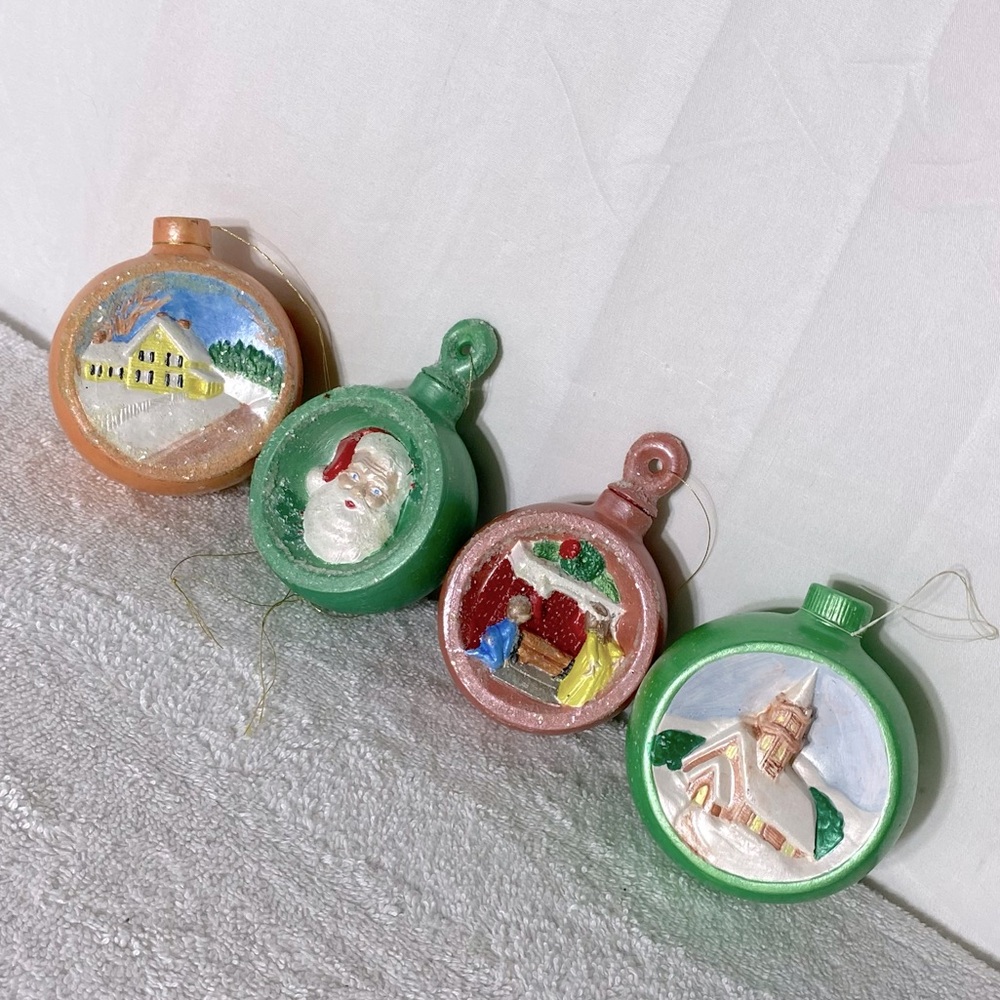 Vintage 1978 Byron Molds Festive Holiday Ornament Set